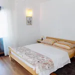 Apartamento With Parking Space Moscenice, Opatija - 7689 Mošćenička Draga