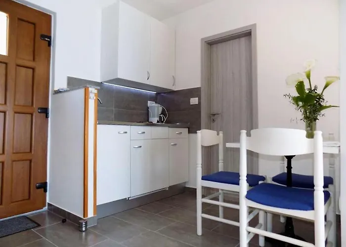 With Parking Space Moscenice, Opatija - 7689 Апартаменты *